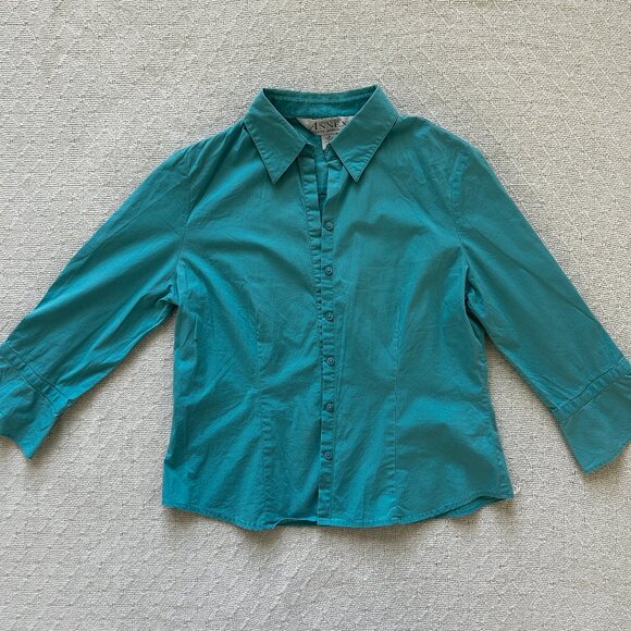 Casual Corner Annex Petite Stretch Button-Up Shirt - Picture 1 of 4